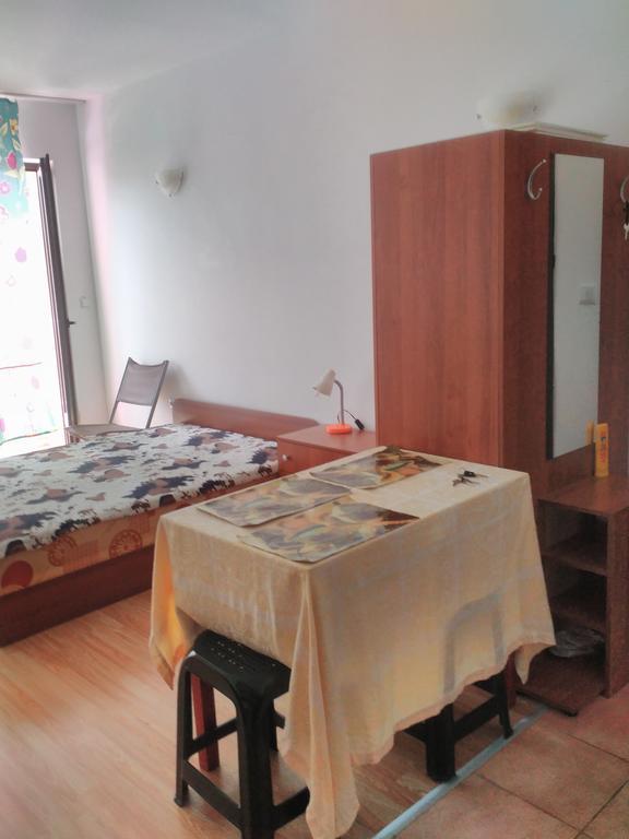 Sea Apartment Burgas Stad Buitenkant foto